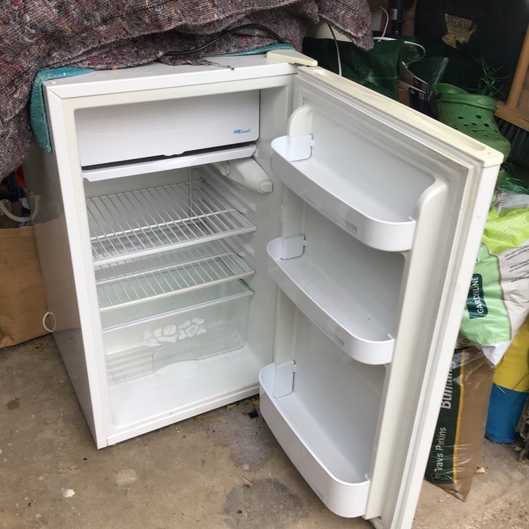 image for Undercounter fridge