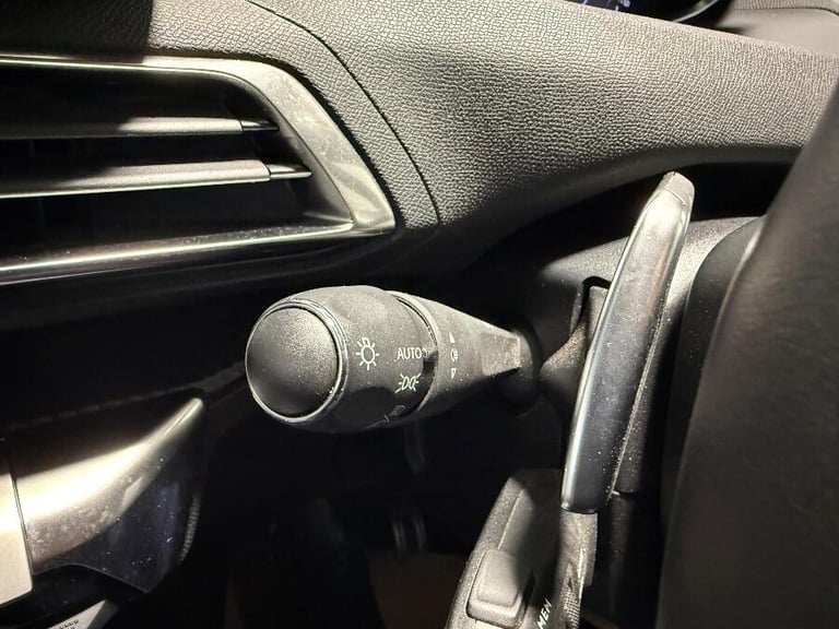 2023 Peugeot 5008 1.5 Bluehdi Allure Suv 5dr Diesel Eat Euro 6 (s/s) (130 Ps) HATCHBACK Diesel Au...