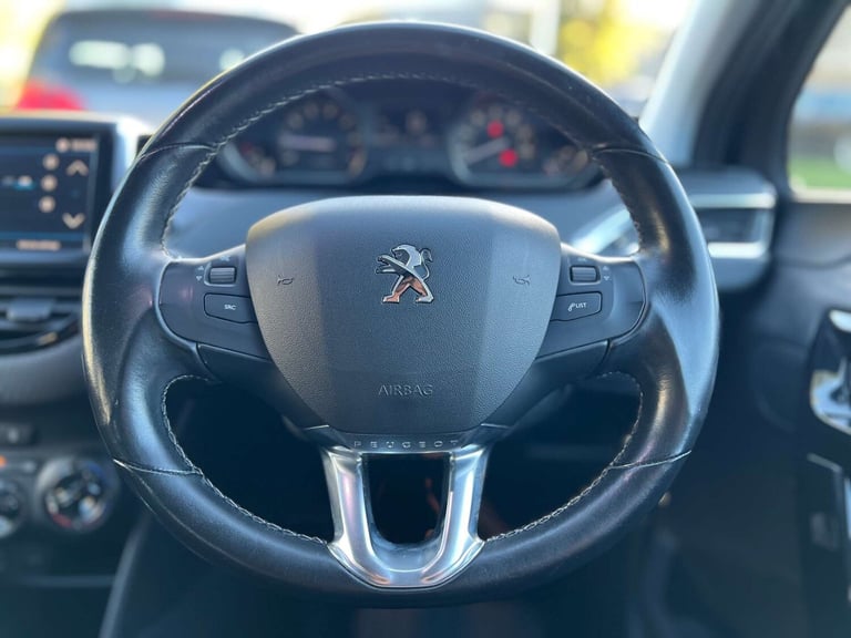 2017 Peugeot 208 1.2 PureTech Allure Premium Hatchback 5dr Petrol Manual Euro 6 (s/s) (82 ps Hatc...