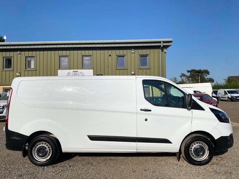 2018 Ford Transit Custom 2.0 TDCi 130ps Low Roof Van PANEL VAN DIESEL Manual