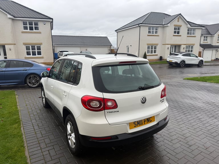 Volkswagen, TIGUAN, Estate, 2011, Manual, 1968 (cc), 5 doors