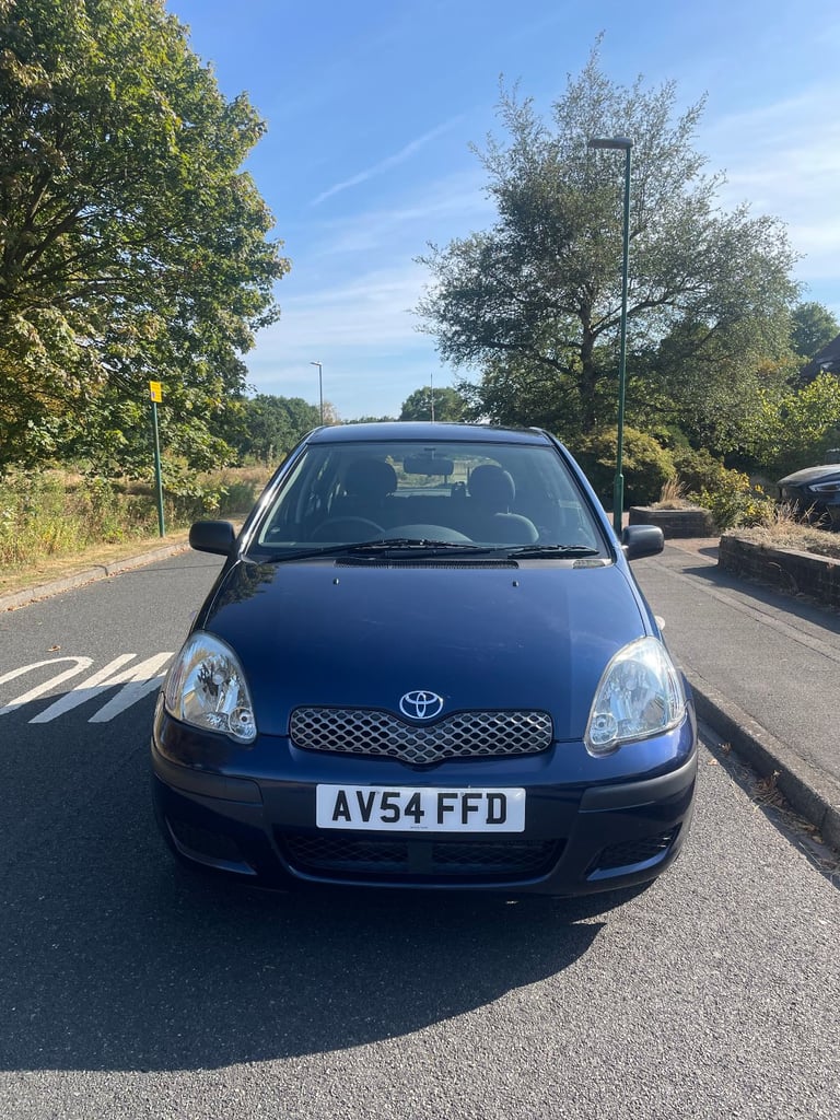 *12 MONTHS MOT, FTSH & ULEZ COMPLIANT* Toyota, YARIS, Hatchback, 2004, Manual, 1298 (cc), 5 doors