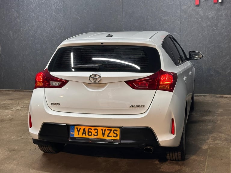 2014 Toyota Auris 1.6 V-Matic Icon Euro 5 5dr HATCHBACK Petrol Manual