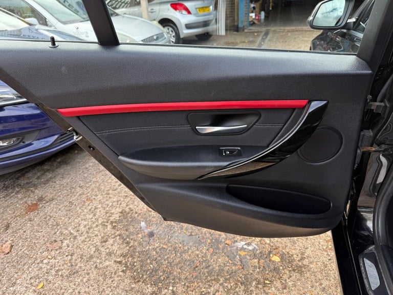 2015 BMW 3 Series 1.5 318i Sport Saloon 4dr Petrol Manual Euro 6 (s/s) (136 ps) SALOON Petrol Manual