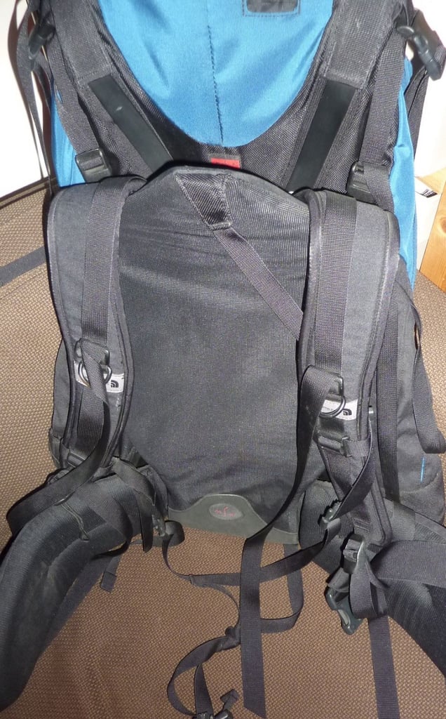 NORTH FACE Hiking Backpack Mule Bag Large Vigor BLACK BLUE Spacious Camping Excellent Back Pack!