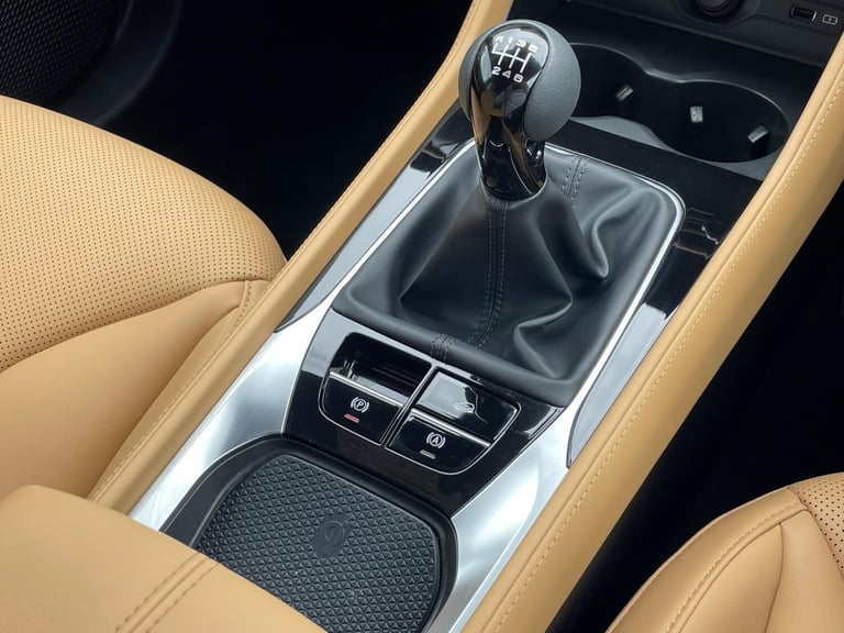 2024 MG MG HS 1.5 T-GDI Trophy Euro 6 (s/s) 5dr ESTATE Petrol Manual