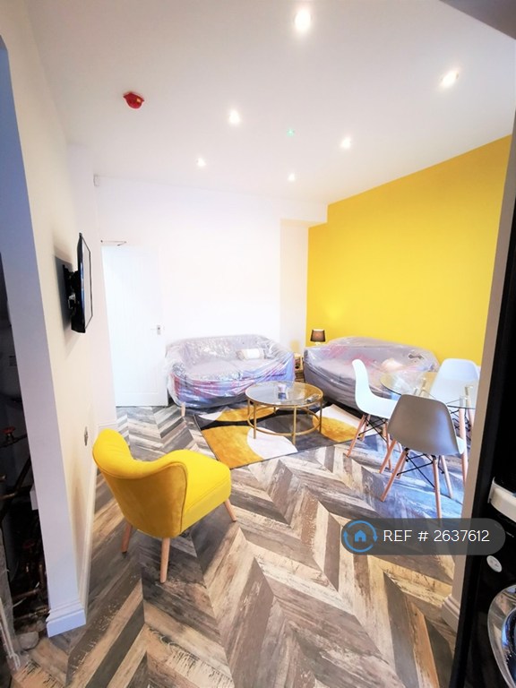 6 bedroom house in Channell Road, Fairfield, Liverpool, L6 (6 bed) (#2637612)