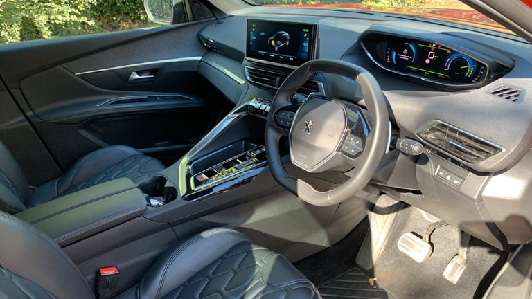 2024 Peugeot 3008 1.6 12.4kWh Allure SUV 5dr Petrol Plug-in Hybrid e-EAT Euro 6 (s/s) (180 ps SUV...