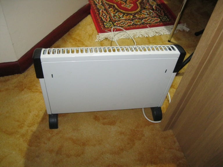 DAEWOO ELECTRIC HEATER 2KW MAX LEICESTER LE4 5DJ