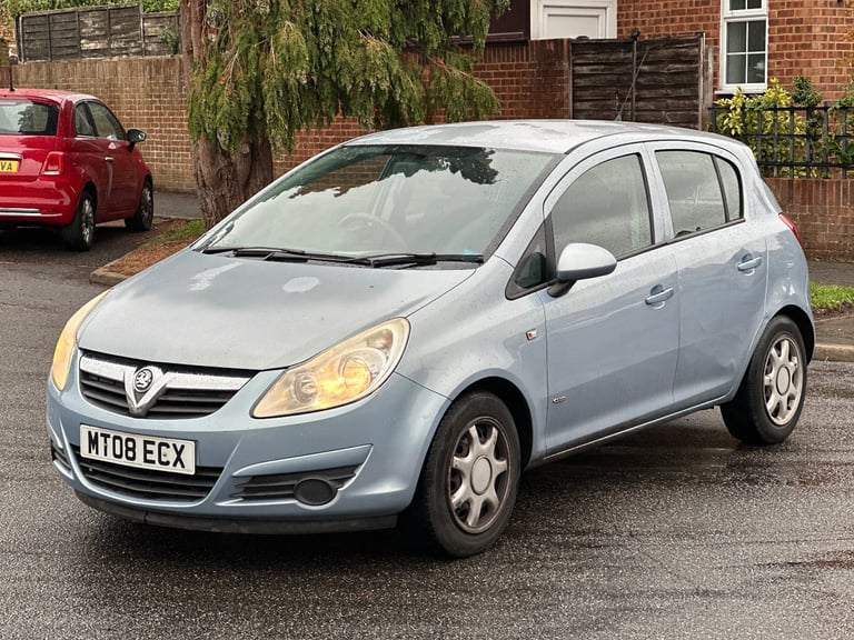 2008 Vauxhall Corsa SE Automatic 1.4L Petrol 69,000 Miles Full Service History 1YR NEW MOT  1 OWNER