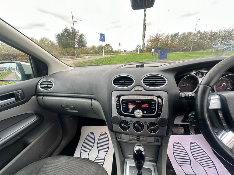 2010 Ford Focus 1.6 Titanium 5dr HATCHBACK Petrol Automatic