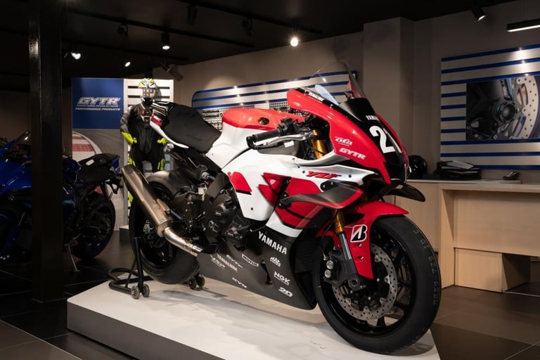 YAMAHA R1 GYTR - YAMAHA 70TH ANNIVERSARY - YRT SUZUKA 8 HOURS REPLICA
