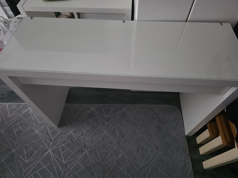 image for Vanity unit 