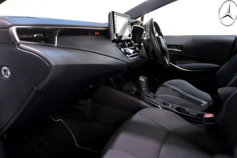 2020 Toyota Corolla 2.0 VVT-h Design Hatchback 5dr Petrol Hybrid CVT Euro 6 (s/s) (184 ps) Hatchb...