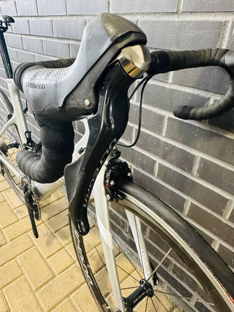 Full Carbon TIFFOSI Road Bike Size/L DURA ACE Wheels Ultegra Showroom Condition