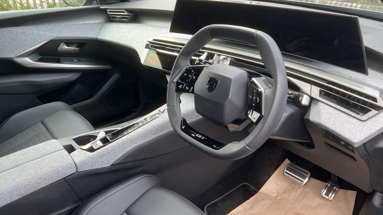 2025 Peugeot 3008 1.2 Hybrid 136 GT 5dr e-DSC6 Petrol Estate Estate Petrol Automatic