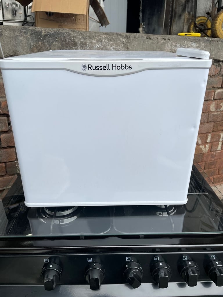 Russell Hobbs RHCLRF17 White 17 Litre Counter Top Cooler [Energy Class A]-