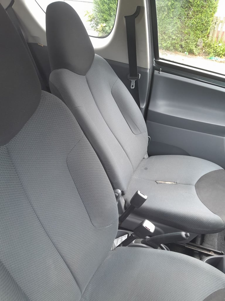Toyota, AYGO, Hatchback, 2006, Manual, 998 (cc), 3 doors