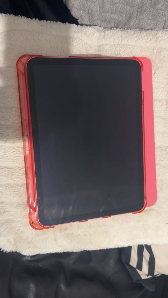 Pink Apple Ipad 2025