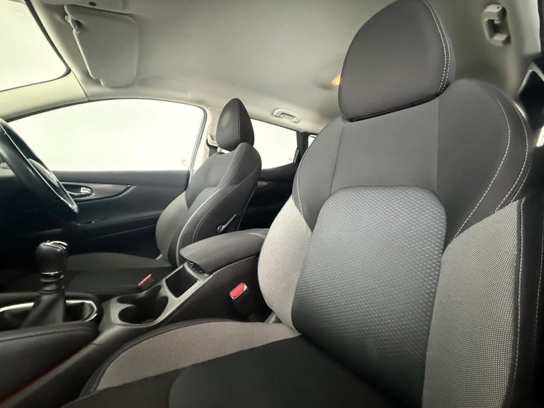 2018 Nissan Qashqai 1.6 DIG-T N-Connecta Euro 6 (s/s) 5dr HATCHBACK Petrol Manual