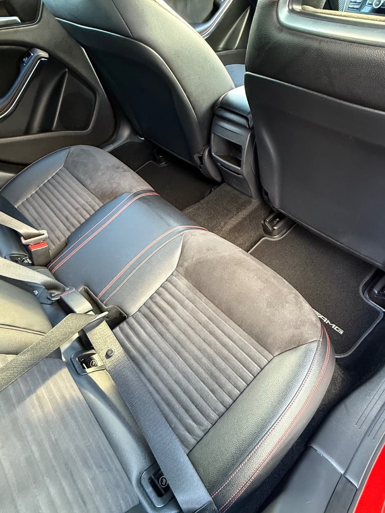 FULLY SERVICED £20 TAX ONE YEARS MOT HALF LEATHER