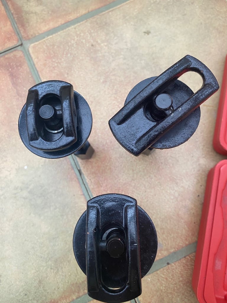 Neilsen rear axle bearing puller set