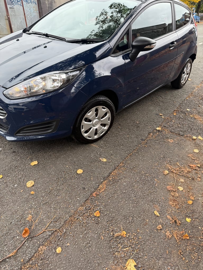 Ford, FIESTA, Hatchback, 2014, Manual, 1241 (cc), 3 doors