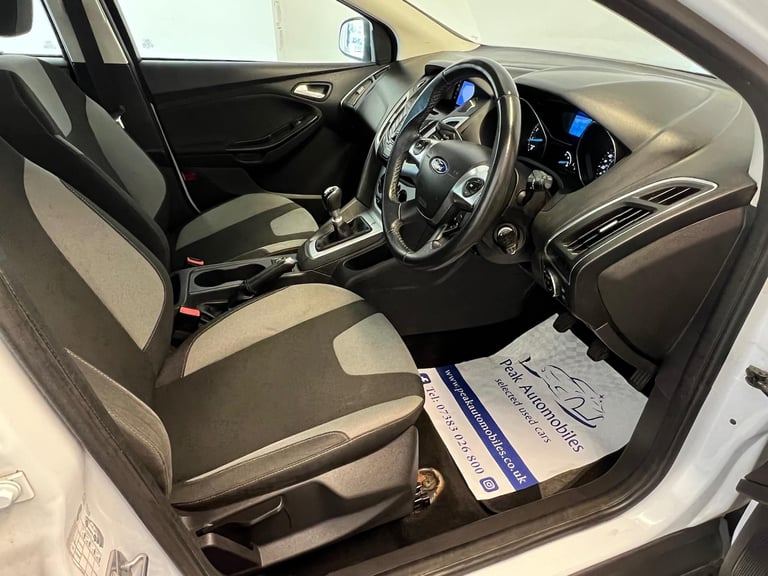 2012 Ford Focus 1.0T EcoBoost Zetec Euro 5 (s/s) 5dr ESTATE Petrol Manual