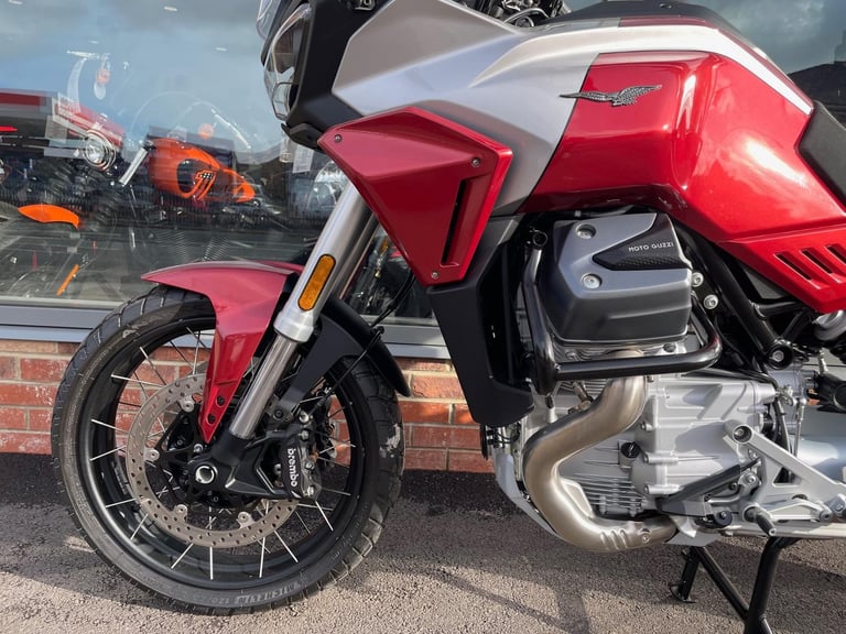 Moto Guzzi Stelvio V100
