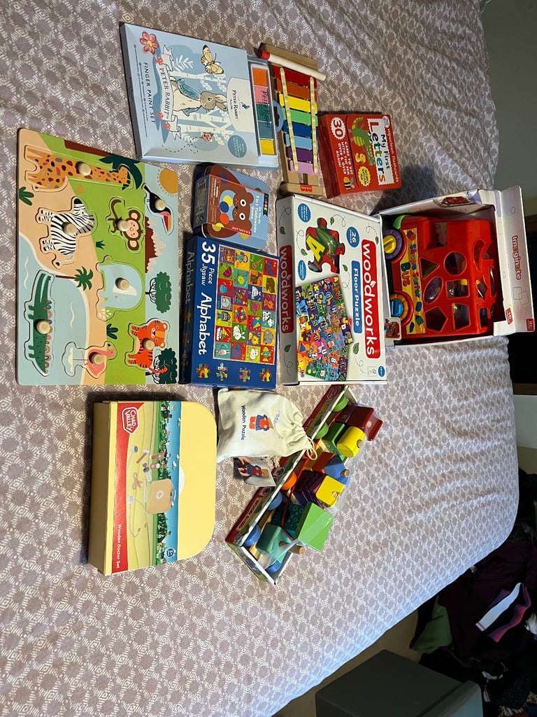 Kids’ Christmas Present Bundle