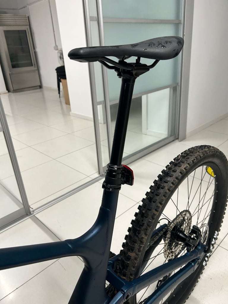 2025 Scott Genius 930 Full Suspension Mountain Bike Men’s MTB Enduro 29er