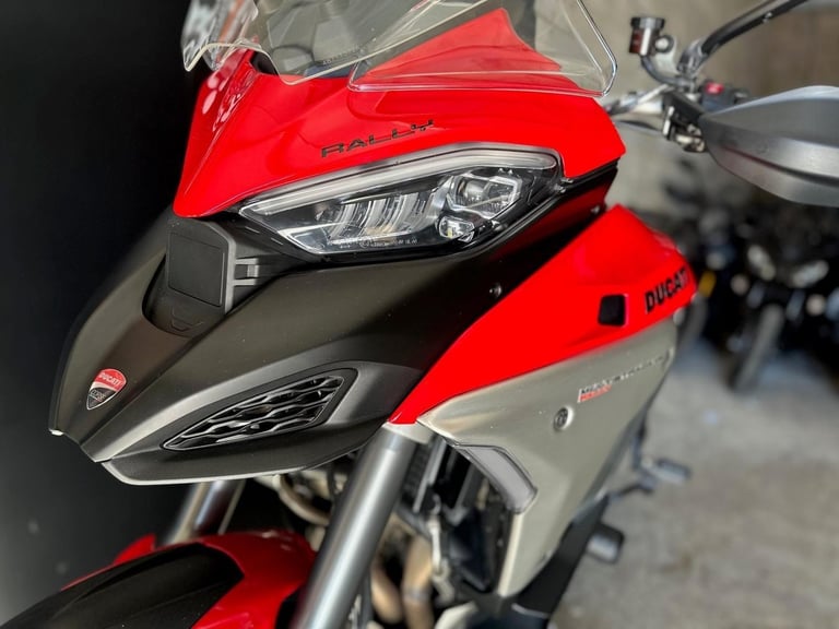 Stunning One Owner 2024/24 Ducati Multi V4S Rally Radar . 