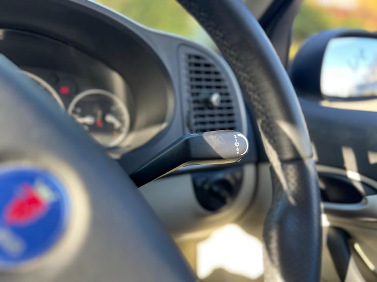 Saab 9-3 2.0T Vector 4dr Petrol Manual - Image 27