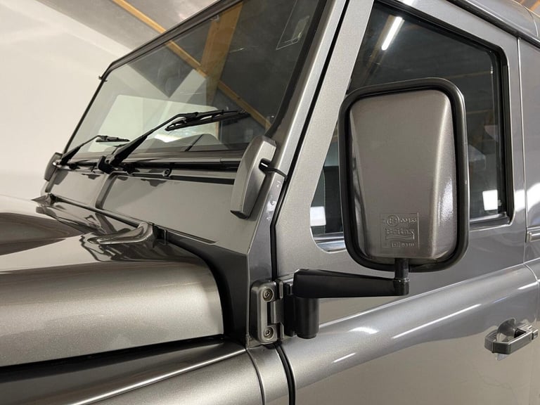 2009 Land Rover Defender XS Station Wagon TDCi ESTATE DIESEL Manual