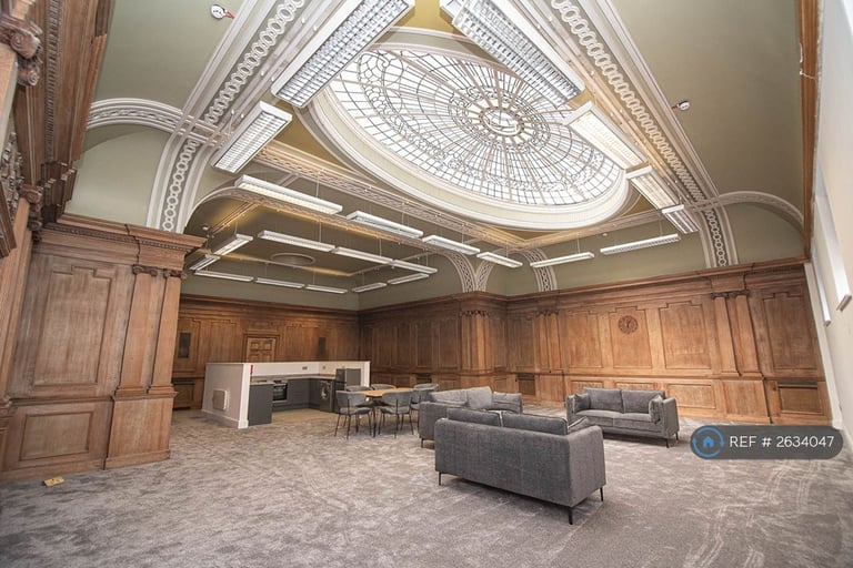 2 bedroom flat in Nether Hall, Doncaster, DN1 (2 bed) (#2634047)