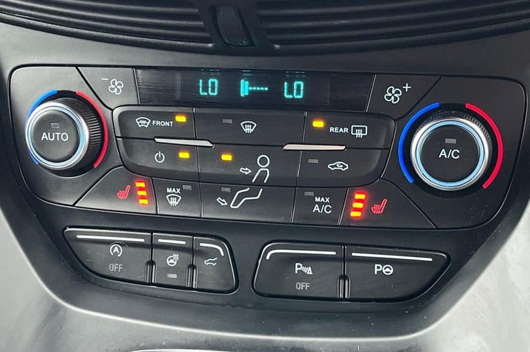 2018 Ford Kuga 2.0 TDCi 180 ST-Line X 5dr Auto SYNC3 NAVIGATION, FRONT &amp; REAR PARKING SENS Es...