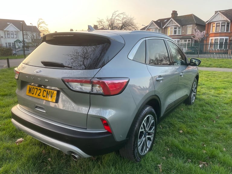 FORD KUGA 1.5 Kuga Titanium Edition 5 door 1.5L EcoBoost 150PS FWD 6 Speed