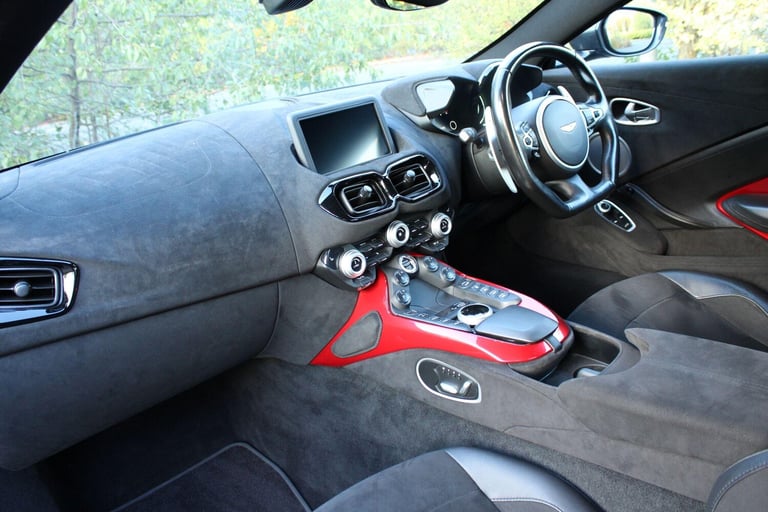 2019 Aston Martin Vantage 4.0 V8 Coupe 2dr Petrol Auto Euro 6 (510 ps) COUPE Petrol Automatic