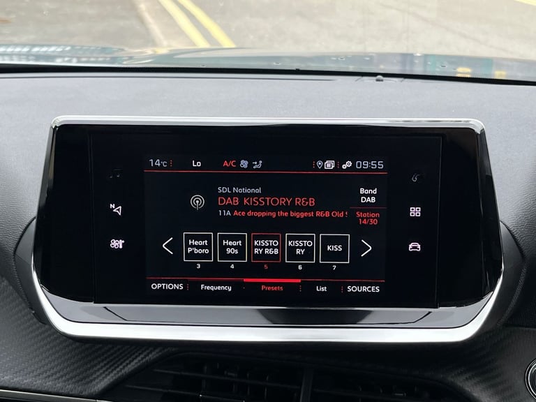  Peugeot 2008 SUV 1.2 Puretech Allure Premium  Plus Suv 5dr Petrol Eat Euro 6