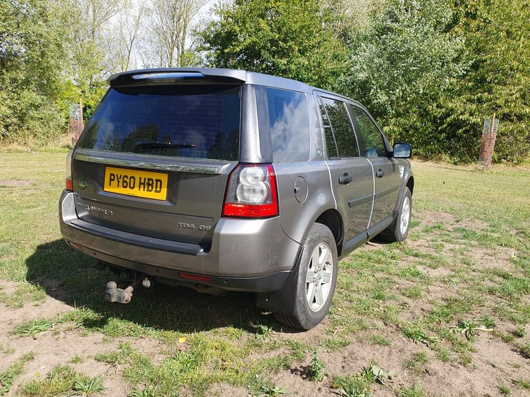 Land Rover, FREELANDER, Estate, 2011, Manual, 2179 (cc), 5 doors