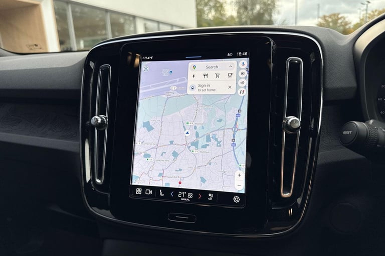 2022 Volvo XC40 Recharge 69kWh Plus SUV 5dr Electric Auto (231 ps) ESTATE Electric Automatic