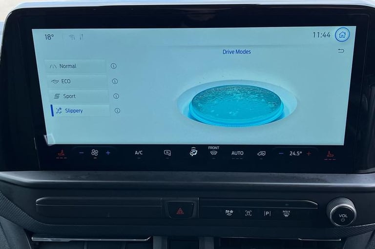 2025 Ford Transit Custom 280 Limited L1 SWB FWD 2.0 EcoBlue 136ps APPLE CAR PLAY + ANDROID AUTO, ...