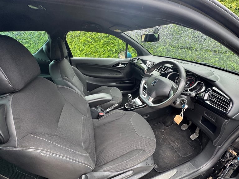 2016 DS Automobiles DS 3 1.2 PureTech 110 DStyle Nav 3dr HATCHBACK Petrol Manual