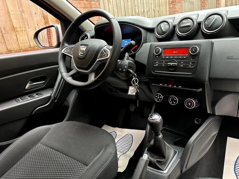 LEFT HAND DRIVE 2019 DACIA DUSTER 1.3 TCE PETROL [ONLY 8K MILES!] ECONOMICAL|LHD