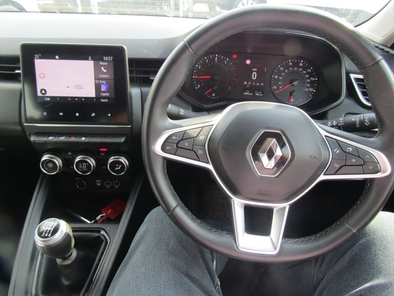 2021 Renault Clio 1.0 TCe 90 Iconic 5dr - Low Miles - Great Value! REDUCED!! Hatchback Petrol Manual
