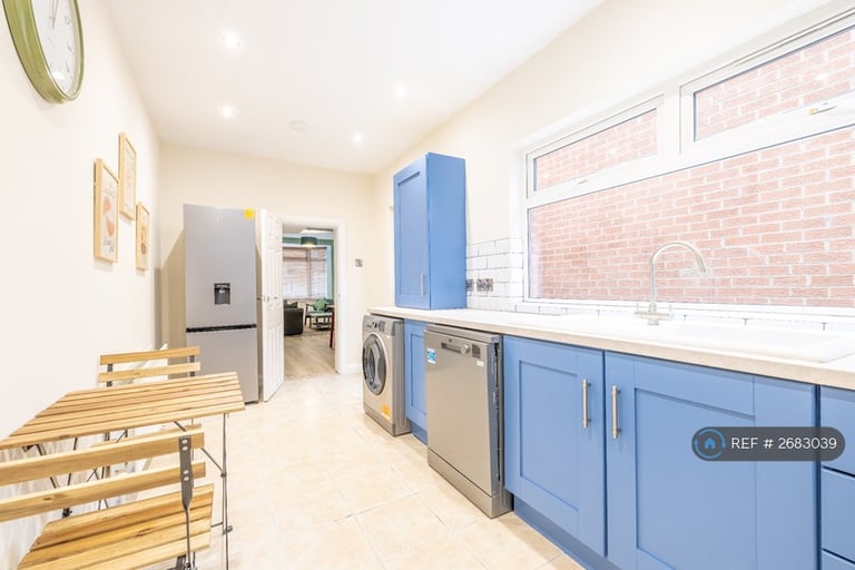 1 bedroom in Hatton Drive, Belfast, BT6 (#2683039)