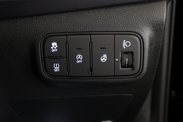 2025 Hyundai BAYON 1.0 TGDi Premium 5dr DCT Hatchback Petrol Automatic