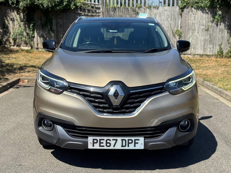 2017 Renault Kadjar 1.2 TCe Signature Nav Euro 6 (s/s) 5dr HATCHBACK Petrol Manual
