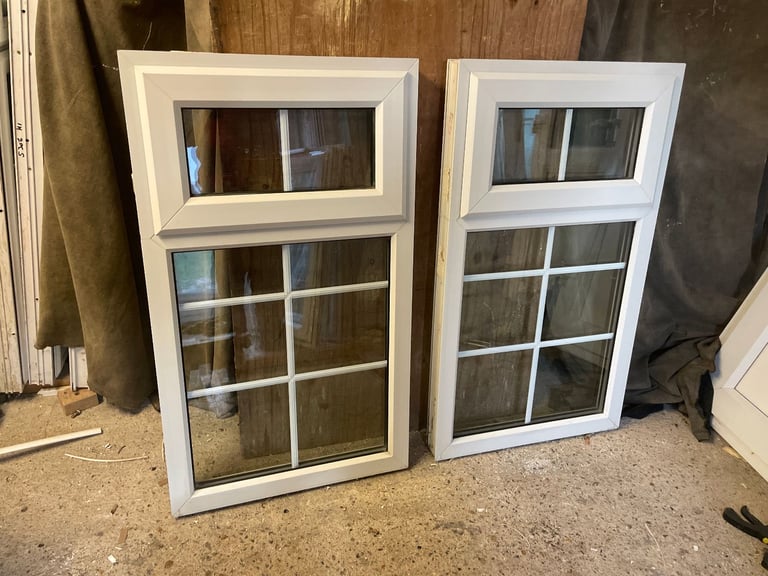 H 109 x W 63 cm - **1 LEFT** GEORGIAN UPVC DOUBLE GLAZED WINDOW - (REF: SJ457)