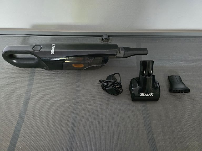 Shark Handheld vacuum